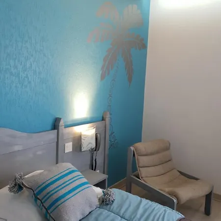 Hotel Les Jardins Du Forez