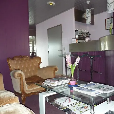 Hotel Les Jardins Du Forez
