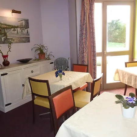 Les Jardins Du Forez Hotel 3*