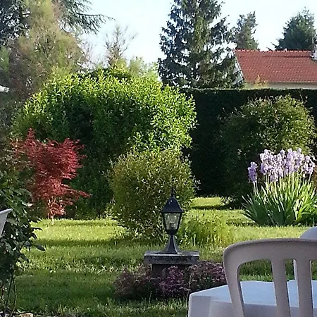 Les Jardins Du Forez Hotel 3*