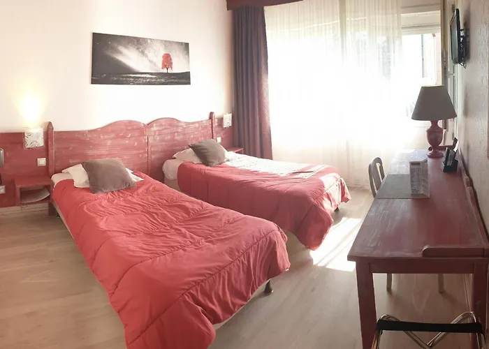 Hotel Les Jardins Du Forez
